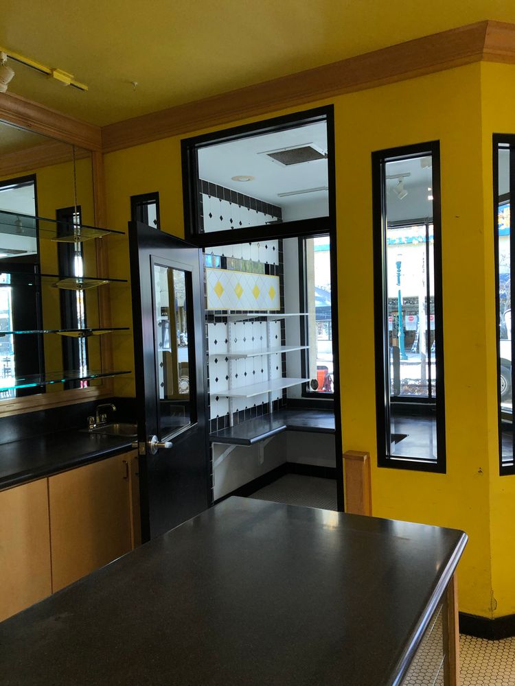 1308 Pacific Ave, Santa Cruz, CA 95060